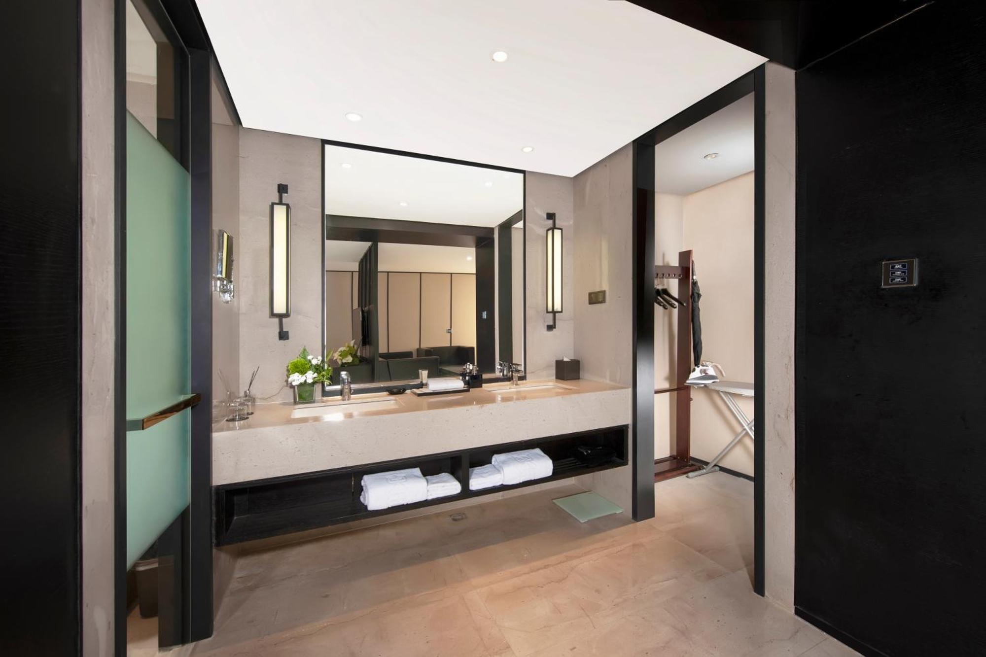 Xi'an Eastern House Hotel